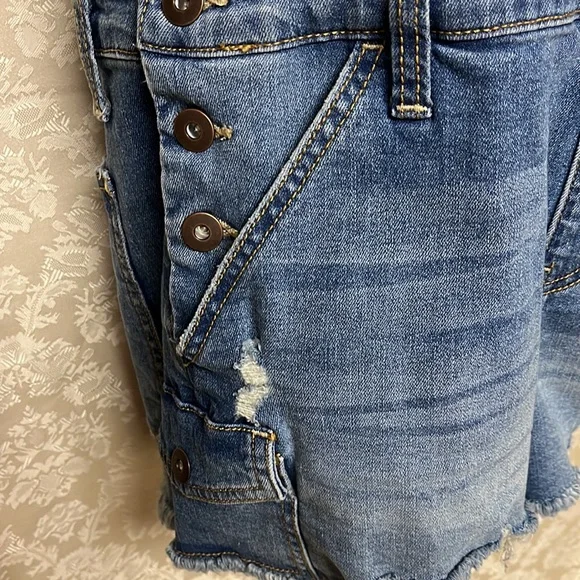 Overall Shorts Denim - Picture 2 of 11
